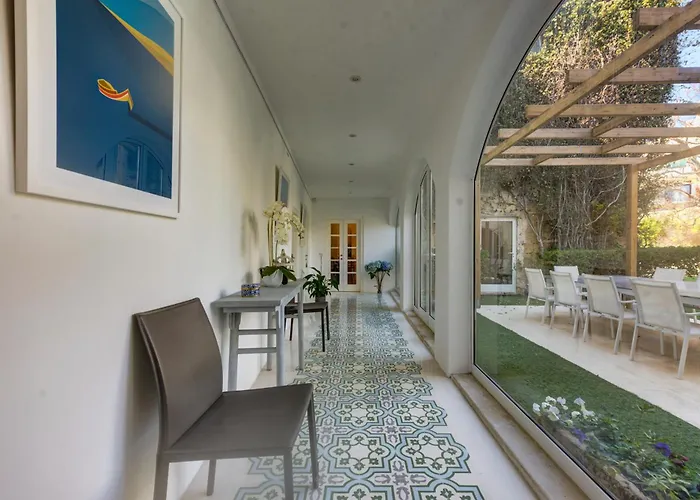 Stunning 5br With Private Pool & Terrace By 360 Estates