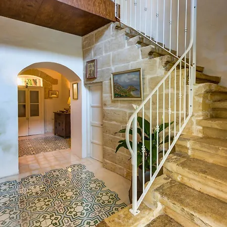 Stunning 5br With Private Pool & Terrace By 360 Estates Lija