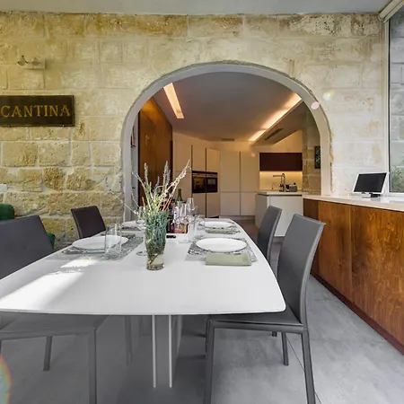 Stunning 5br With Private Pool & Terrace By 360 Estates *