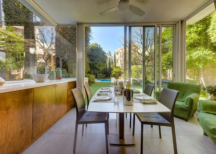 Stunning 5br With Private Pool & Terrace By 360 Estates *